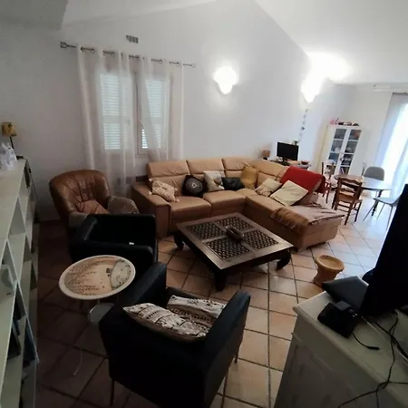 Maison 185 M2 Piscine Avec Vue *
